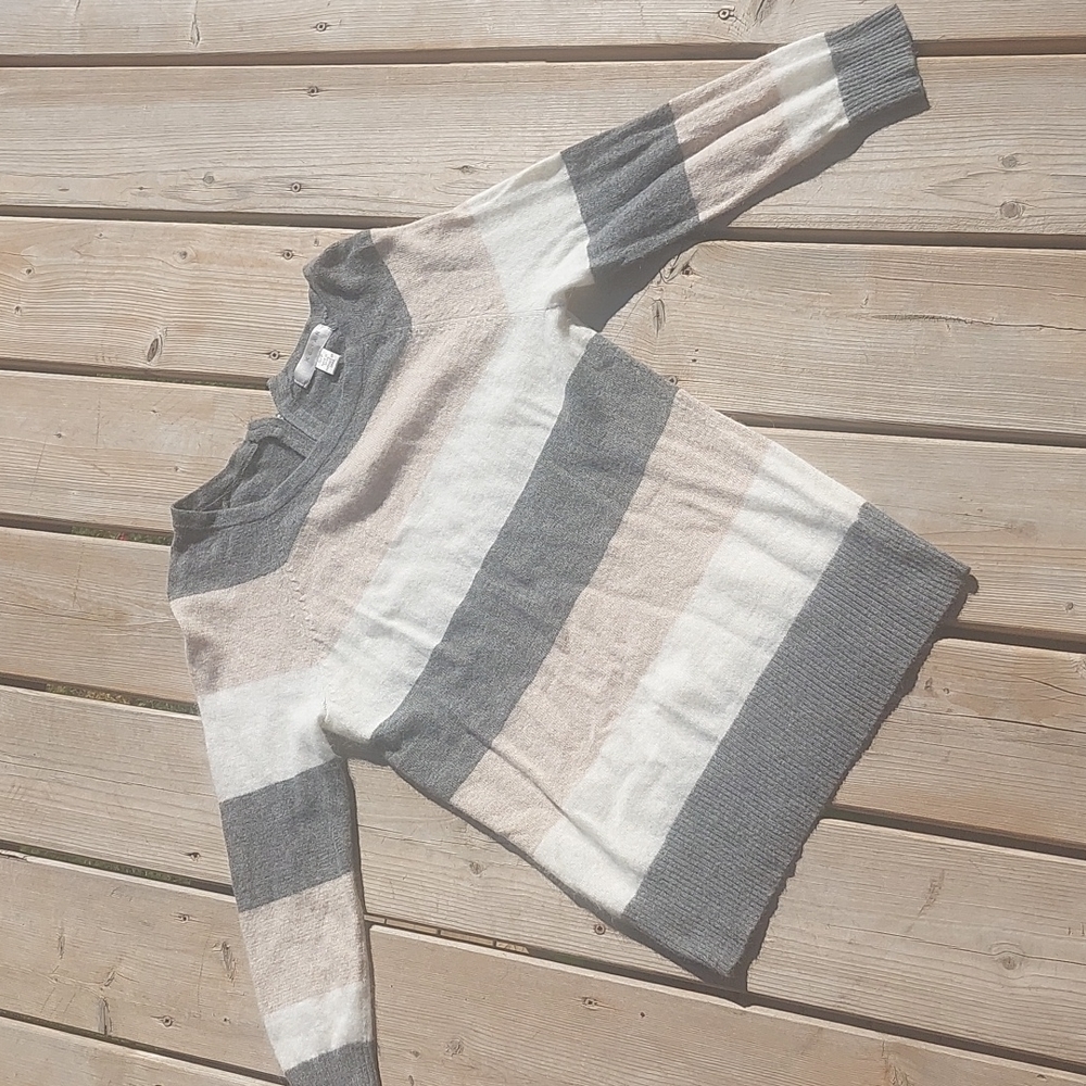 Angora blend sweater‎